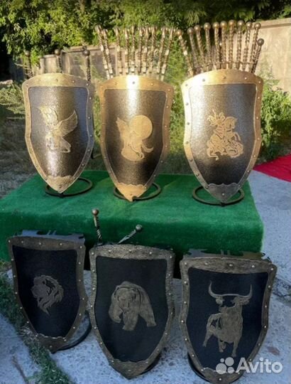 Подставка под шампуры Щит