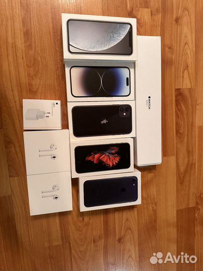 Коробки от техники Apple