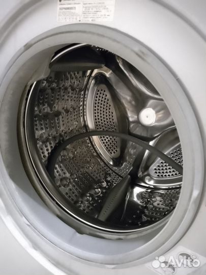 Стиральная машина LG - 7 кг прямой привод