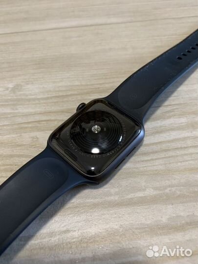Apple watch se 44 mm 2020 оригинал