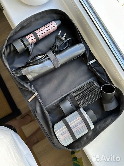 Фен-щетка Remington с вращающимися насадками