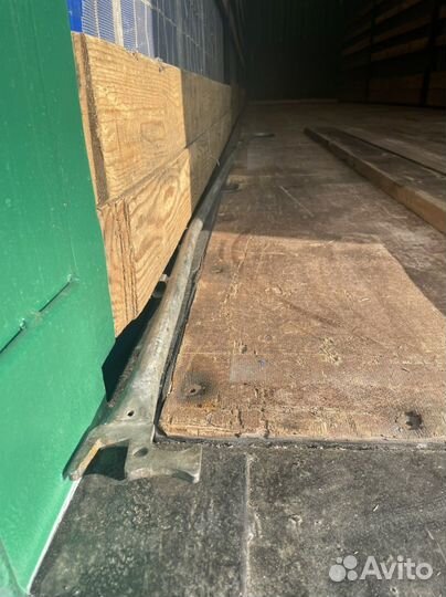 Полуприцеп шторный Krone SD, 2009