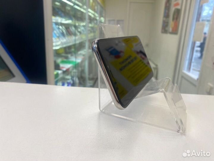 iPhone X, 256 ГБ