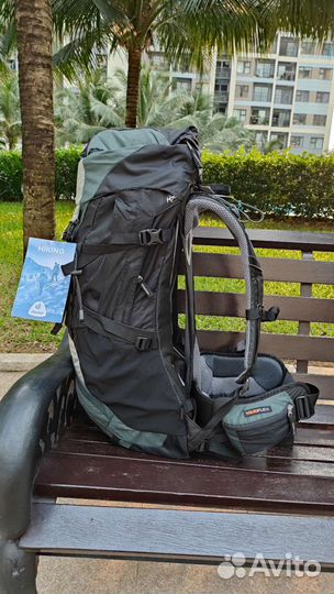 Туристический рюкзак Deuter Futura Pro 42 black