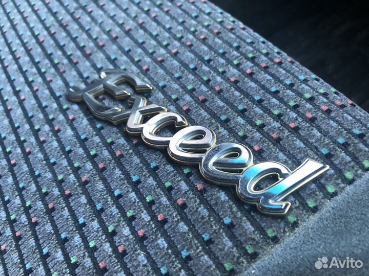 Эмблема toyota cresta