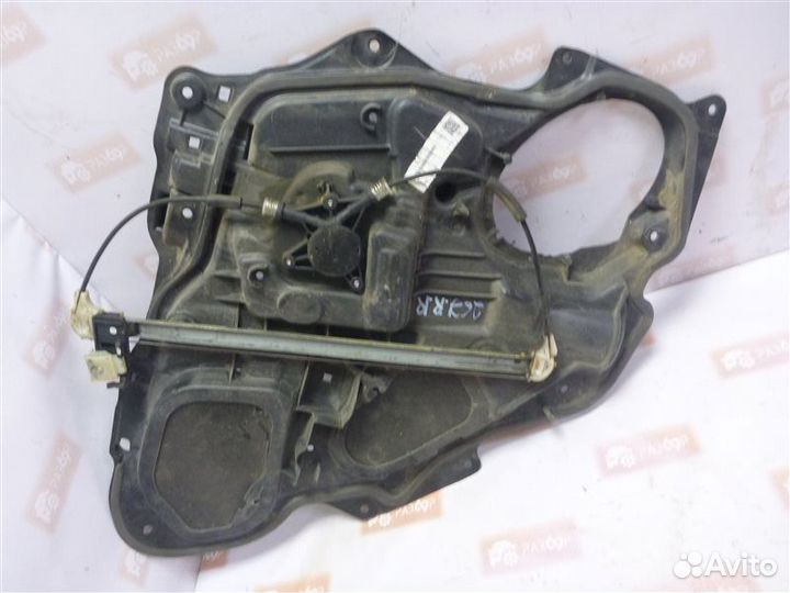 Стеклоподъемник задний правый Mazda Mazda3 BK Z6