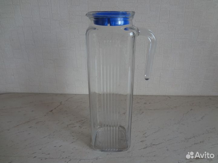 Графин и Стаканы