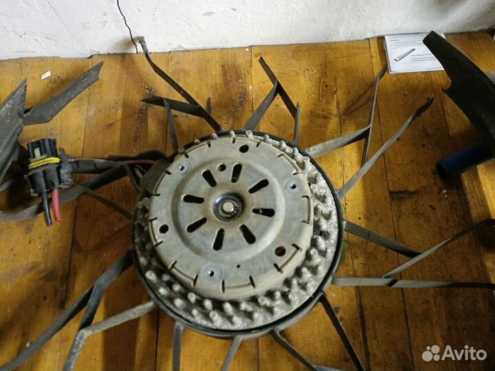 Внтилятор охлаждения вольво xc90