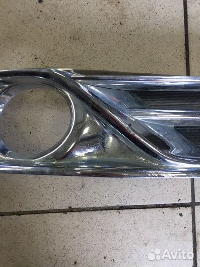 Рамка туманки птф передняя левая Nissan Sentra