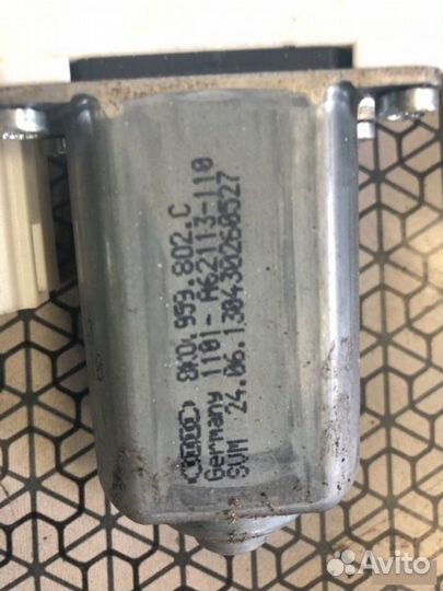 Стеклоподъемник Audi A1 caxa