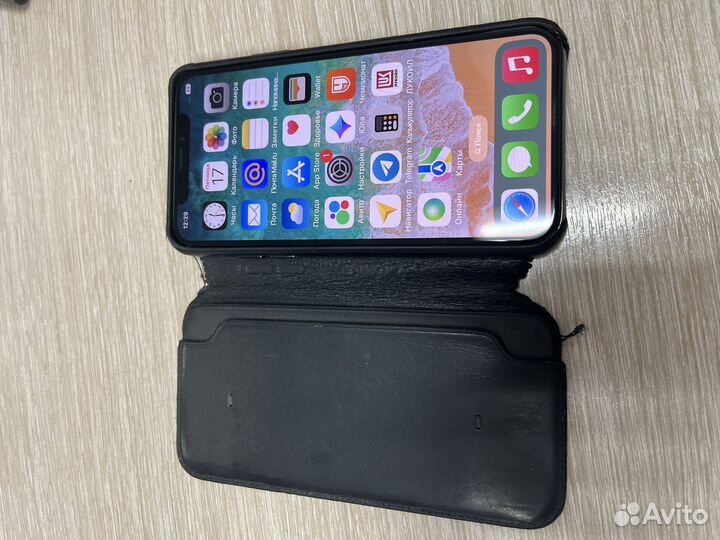 iPhone X, 64 ГБ