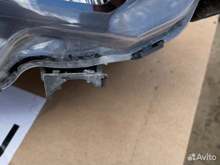 Фара противотуманная Kia K5 левая (б/у)