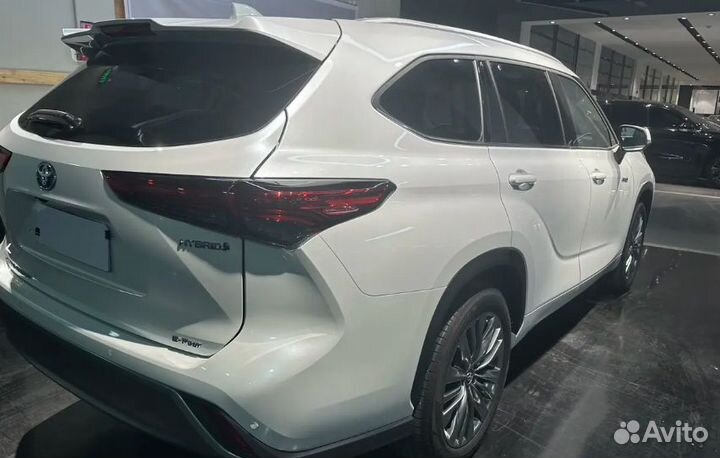 Toyota Highlander 2.5 AT, 2023, 50 км