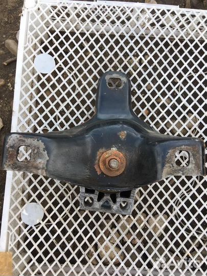 Кронштейн опоры двигателя Форд Фокус 1