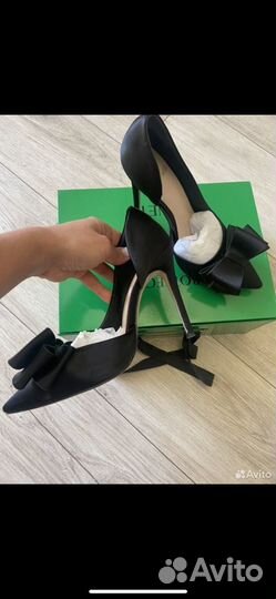 Туфли на каблуке