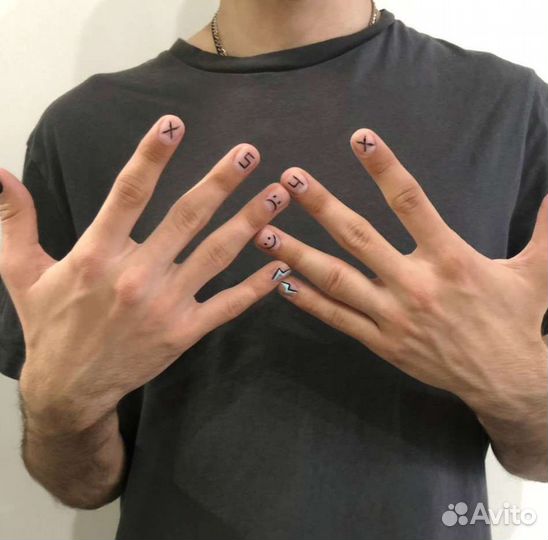 Маникюр, педикюр, наращивание ногтей