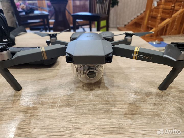 Квадрокоптер dji mavic PRO