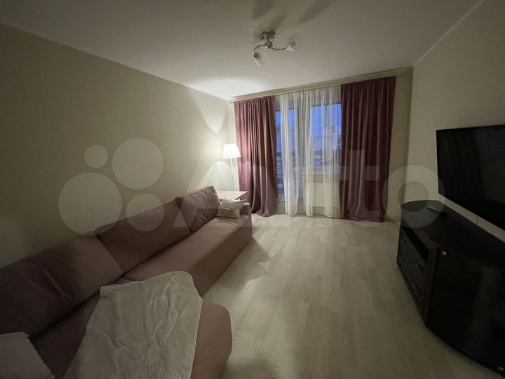 2-к. квартира, 67 м², 7/8 эт.