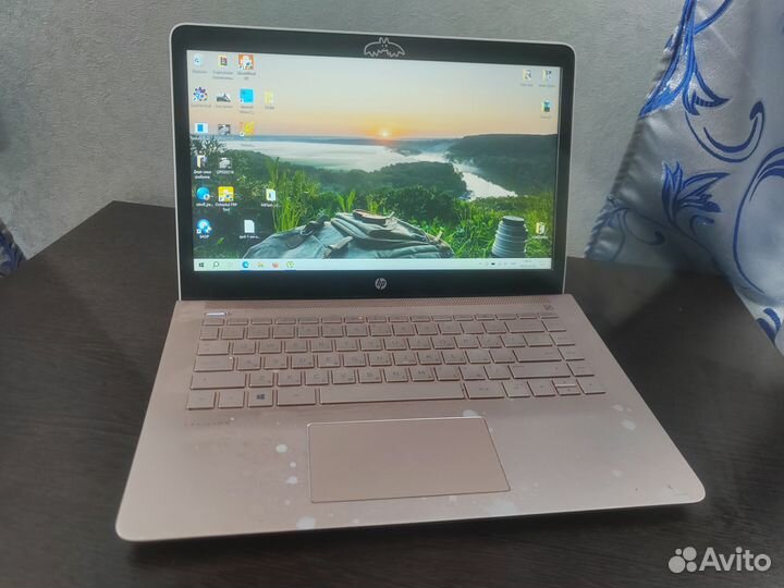 Продам ноутбук HP 14-bk-0xxr