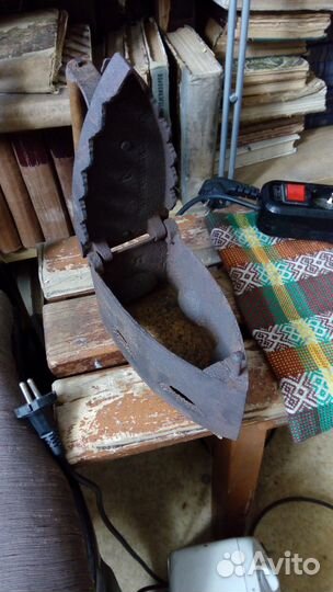 Утюг Угольный