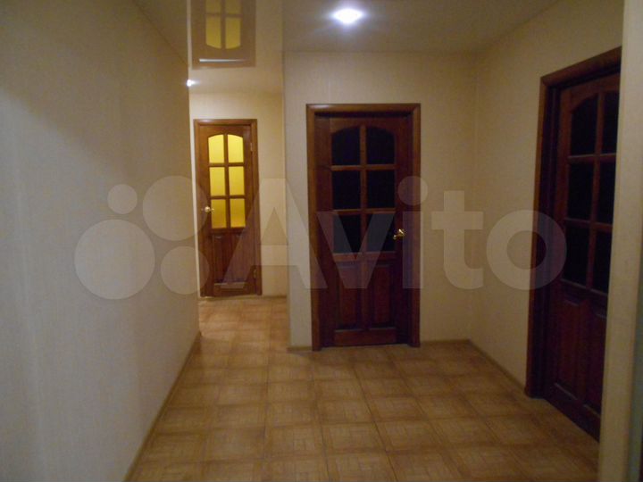 3-к. квартира, 70 м², 9/9 эт.