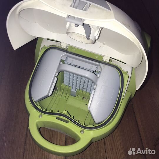 Пылесос Philips FC 9057