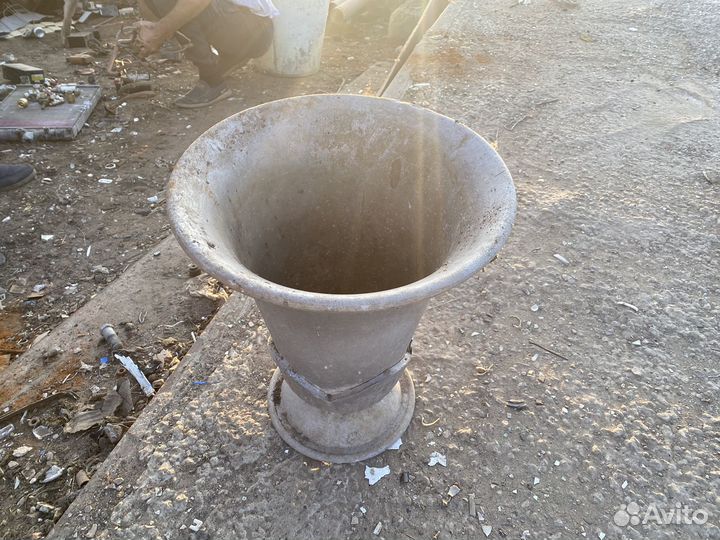 Ваза алюминиевая