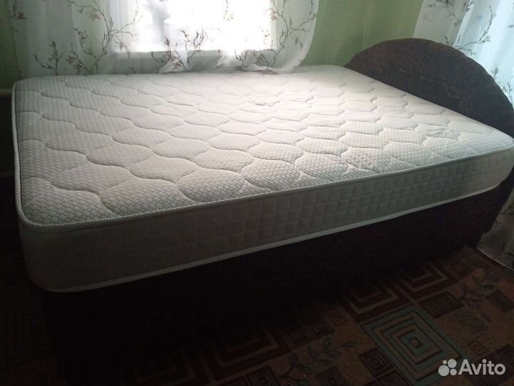 Матрас 140х200 бу