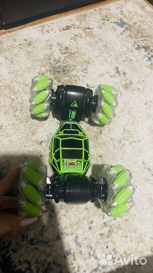 Машинка на радиоуправлении