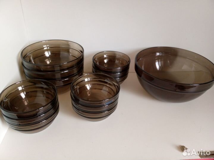 Продаётся набор салатников на 9 персон