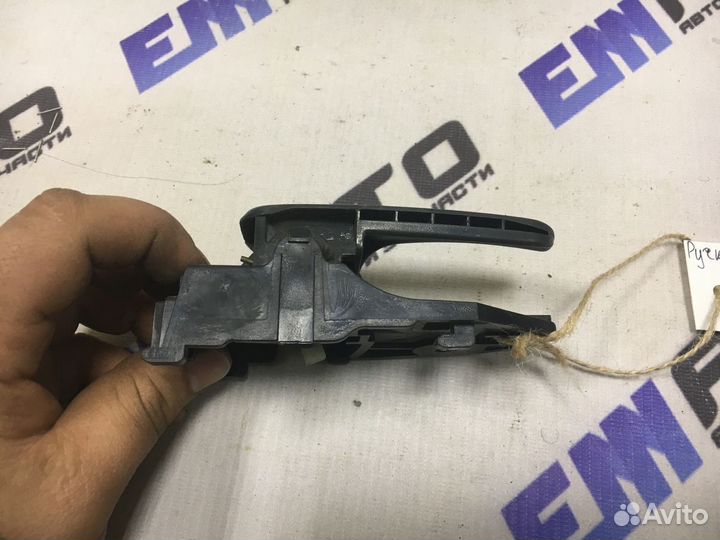 Ручка двери внутренняя левая Митсубиси Лансер 9