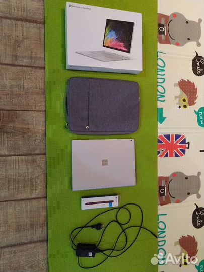 Microsoft surface book 2