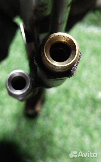 Рейка топливная (рампа) Mercedes Benz W210