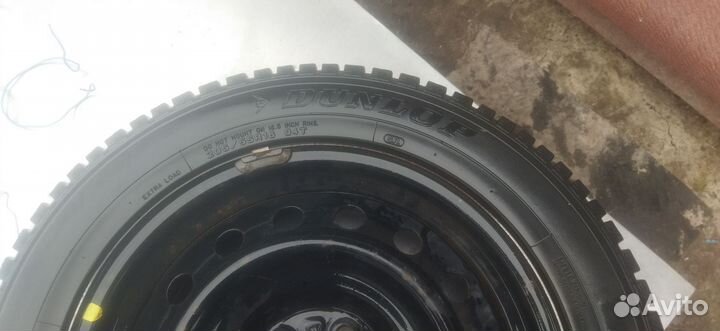 Dunlop SP Winter Ice 01 205/55 R16 96T