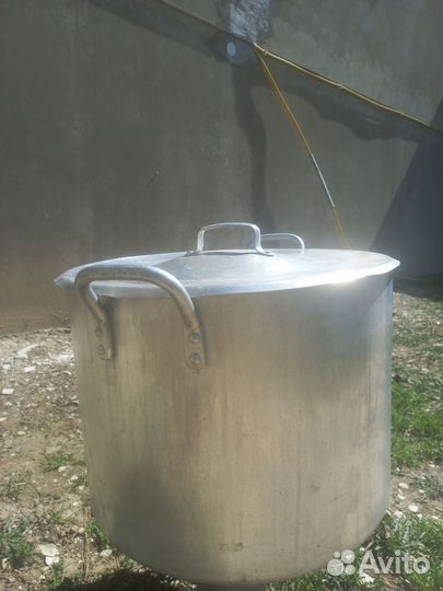 Кастрюля большая