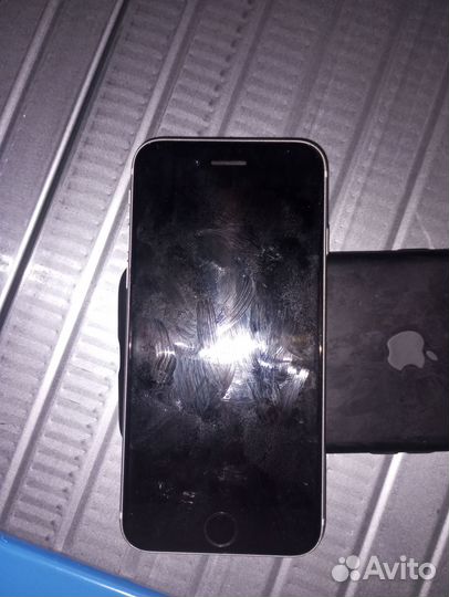 iPhone SE (2020), 128 ГБ