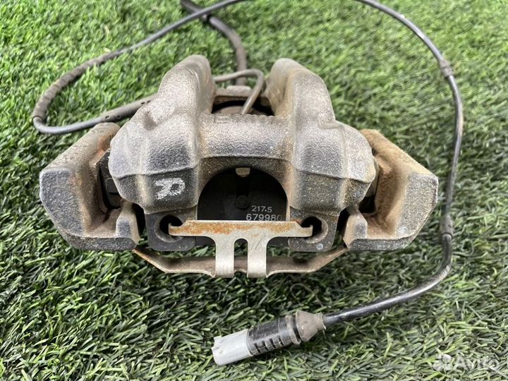 Суппорт тормозной задний правый Bmw 3 F30 N47D20