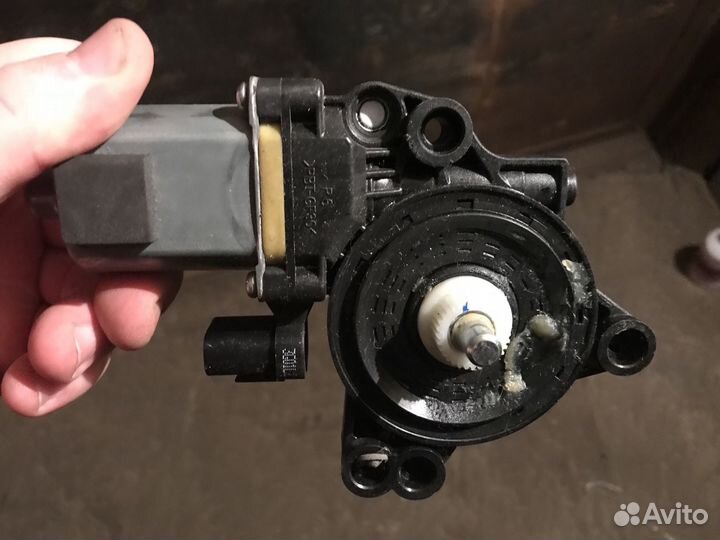 Моторчик стеклоподъемника kia cerato 3 2013-2016