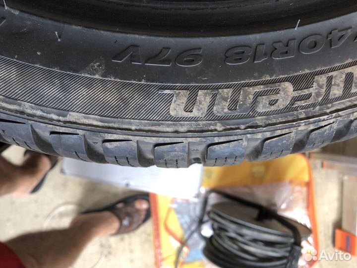 Laufenn G Fit 4S 225/45 R18 и 245/40 R18