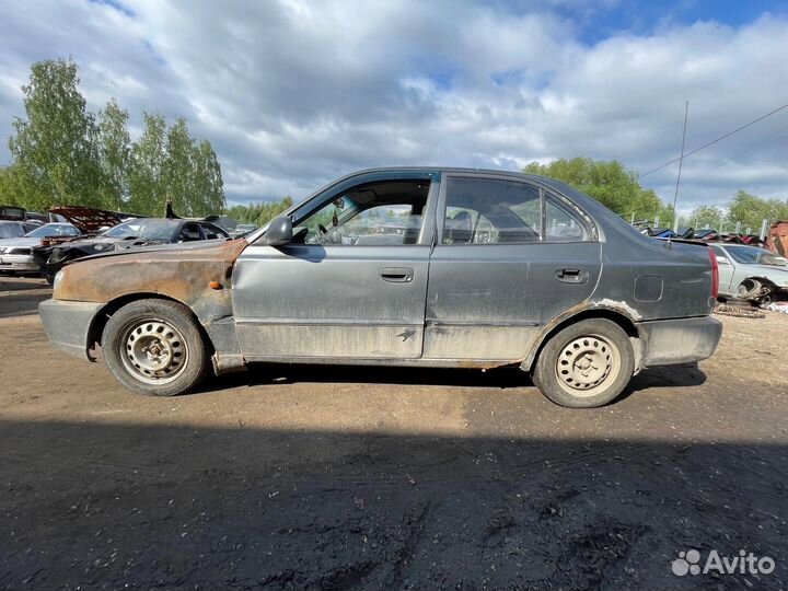 В разборе Hyundai accent 2004 1.5 АКПП