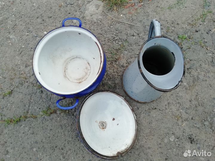 Старинная эмалированная посуда в интерьер