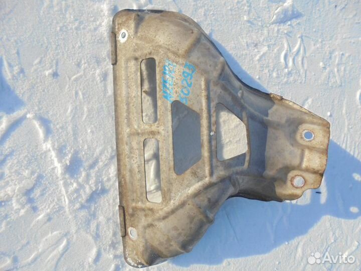 Кожух выпускного коллектора Toyota Corolla Fielder