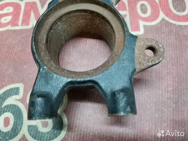 Кулак поворотный передний правый LADA Kalina