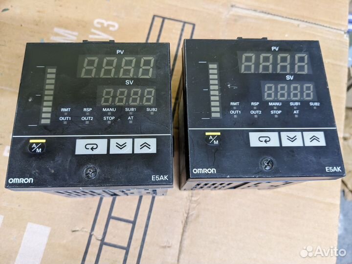 Контроллер Omron e5ak-prr2-500