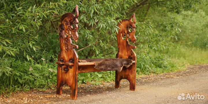 Скамья ручной работы (уличная мебель)