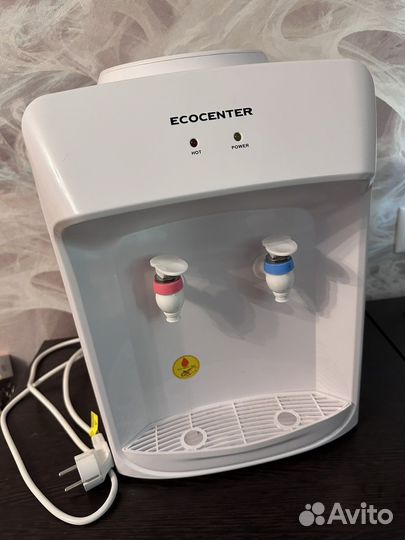 Кулер для воды настольный