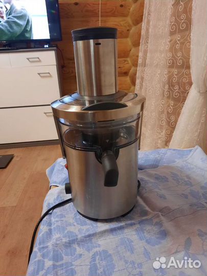 Соковыжималка bork 1200 - 1300 ват, нитрид - титан