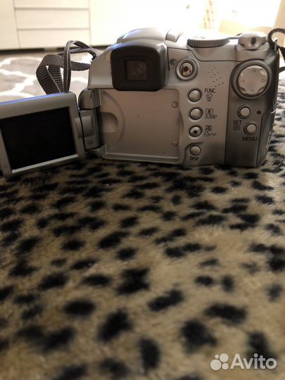 Компактный фотоаппарат Canon zoom lens 12x