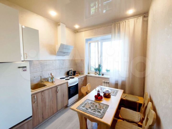 2-к. квартира, 50 м², 6/9 эт.