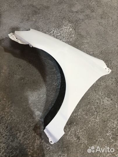 Toyota corolla fielder крыло